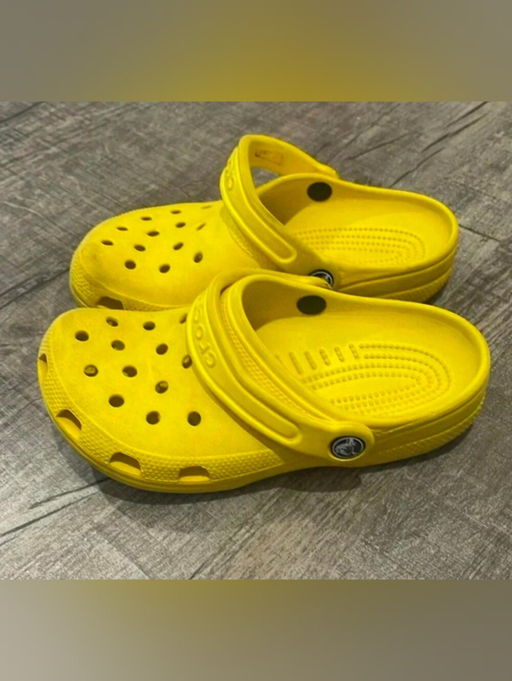 Unisex Crocs - Clogs/Sandals - Yellow - Size M5/W7 - Good Used Condition!!
